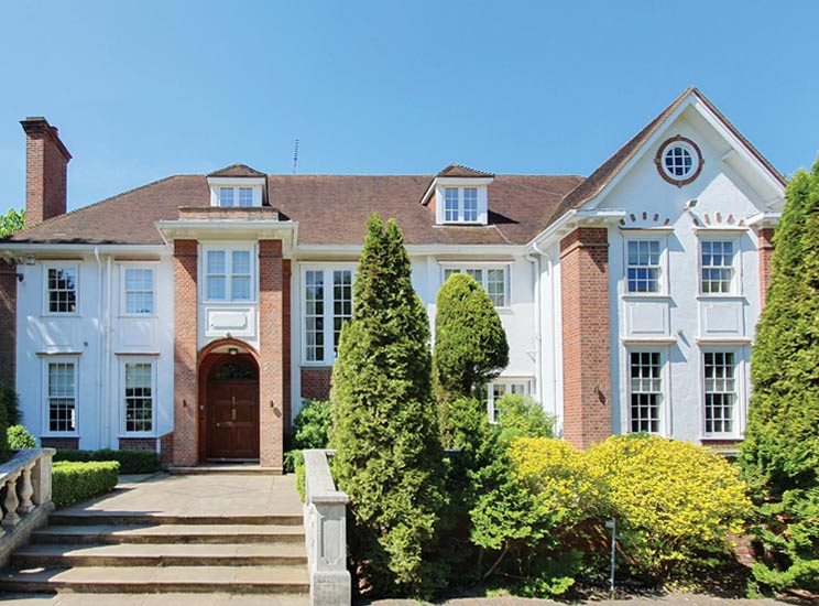 New Slimline Sash windows improved thermal, acoustic, security properties and kept the period look and feel of this magnificent country home New Slimline Sash windows improved thermal, acoustic, security properties and kept the period look and feel of this magnificent country home