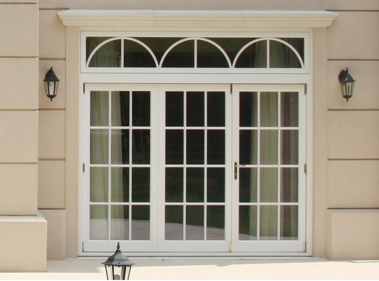 Bifold Doors with unique glazing feature Bifold Doors with unique glazing feature